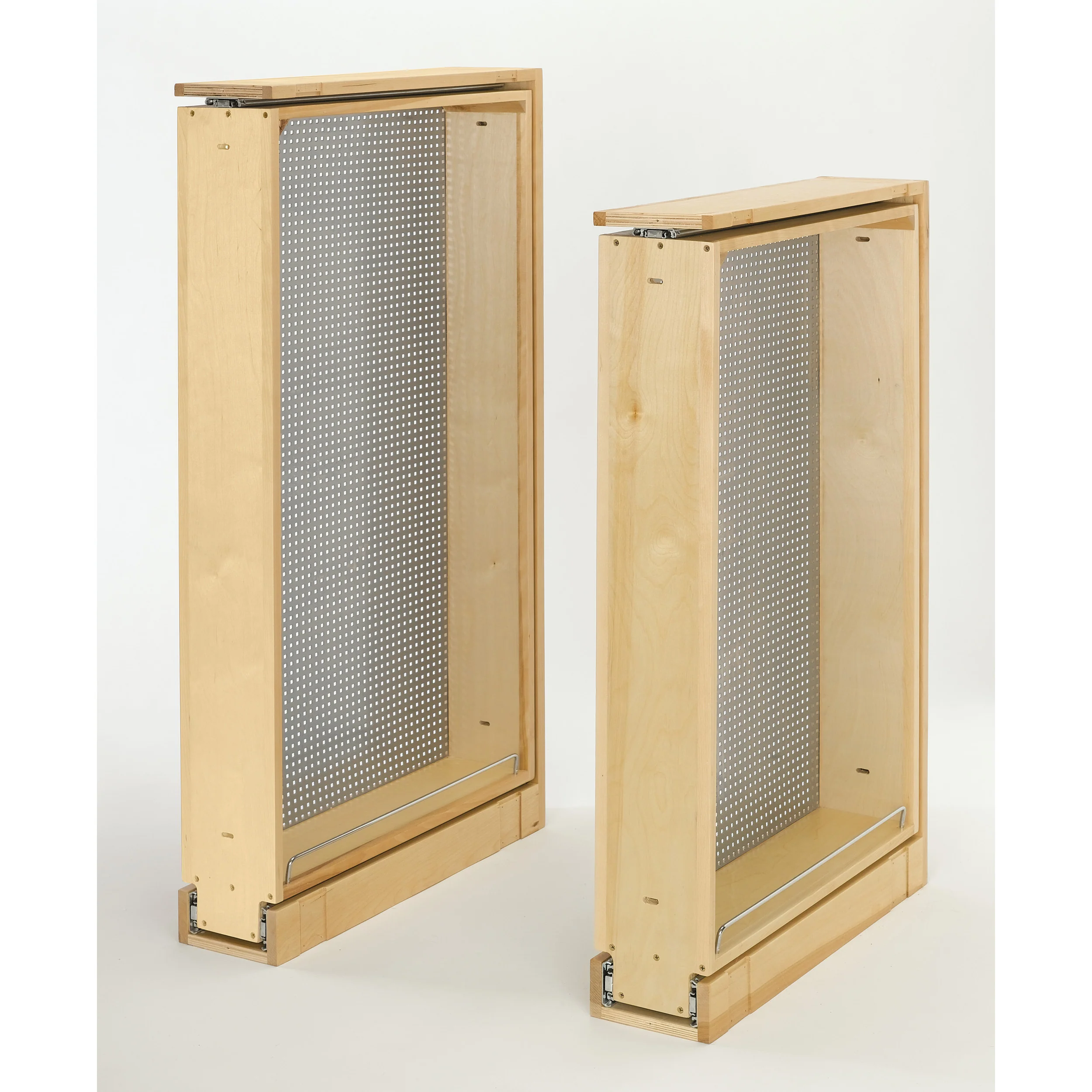 6 in W X 45 in H Stainless Steel Tall Filler Pullout R-H Natural 6 in (152 mm) W x 23 in (584 mm) D x 44.5 in (1130 mm) H