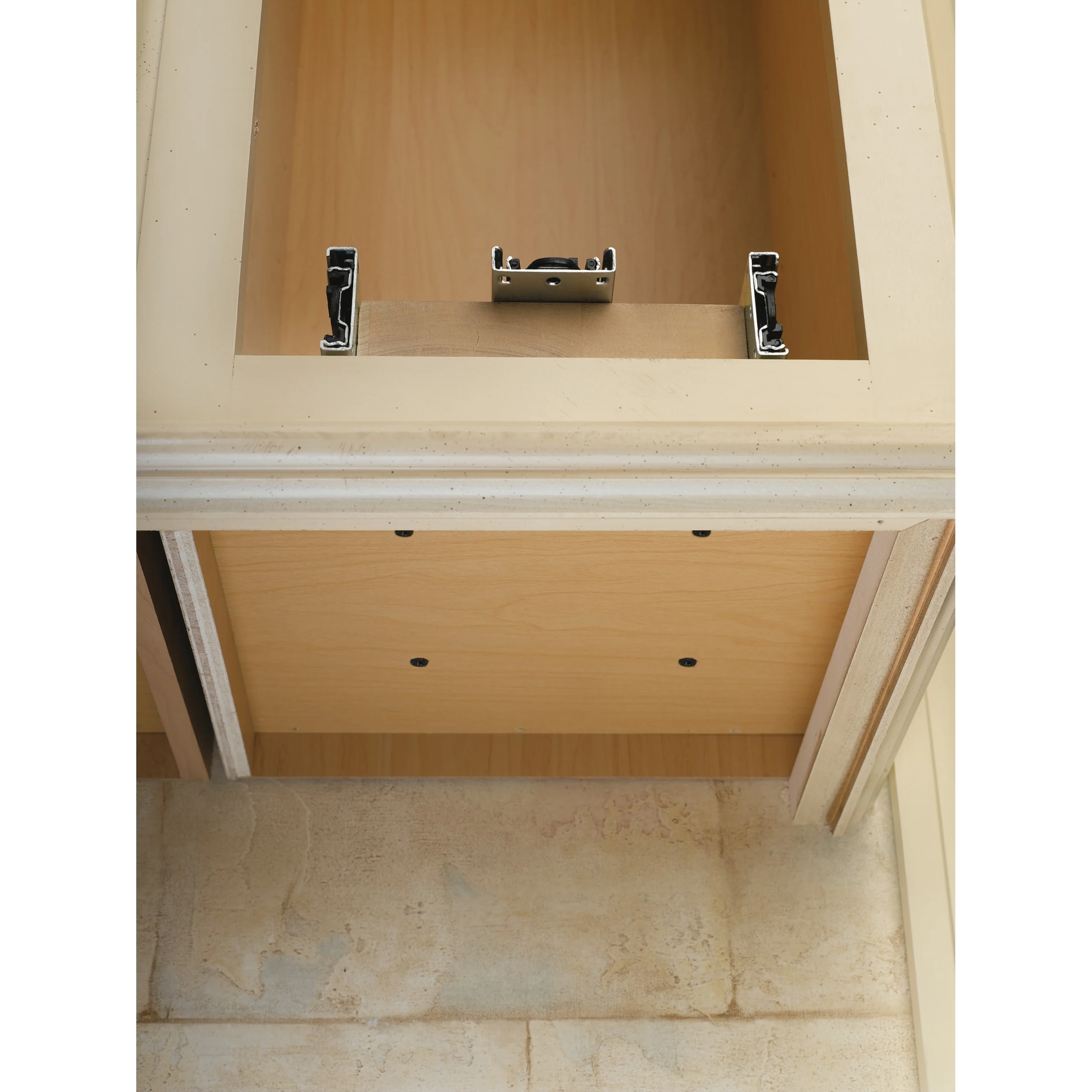 5 in Wood Pull Out Wall Organizer w/Soft Close Natural 5 in (127 mm) W x 10.75 in (273 mm) D x 26.15 in (664 mm) H - Image 7