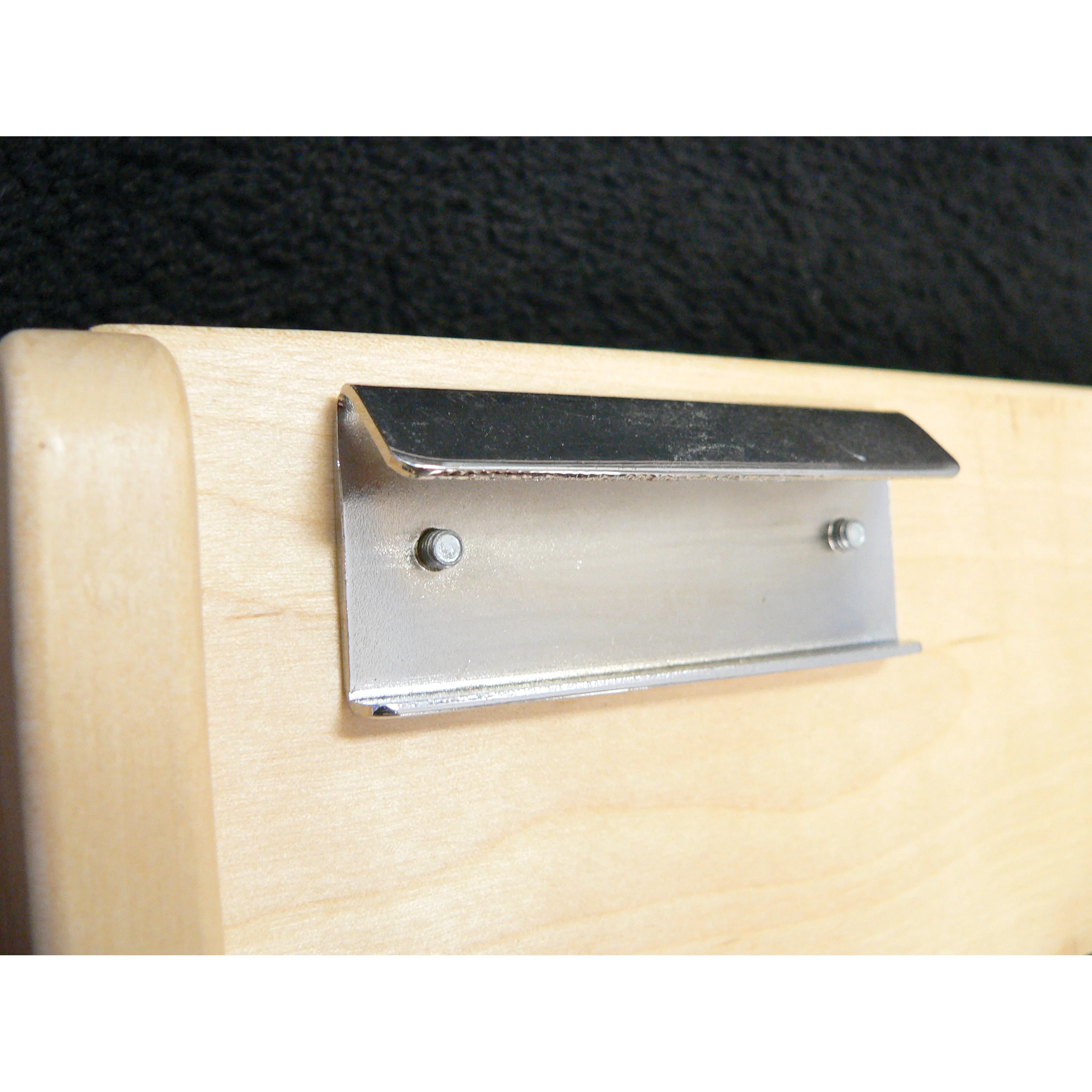 Medium Adjustable Door mount Spice Rack Natural  13.13 in (334 mm) W x 4 in (102 mm) D x 25 in (635 mm) H - Image 2