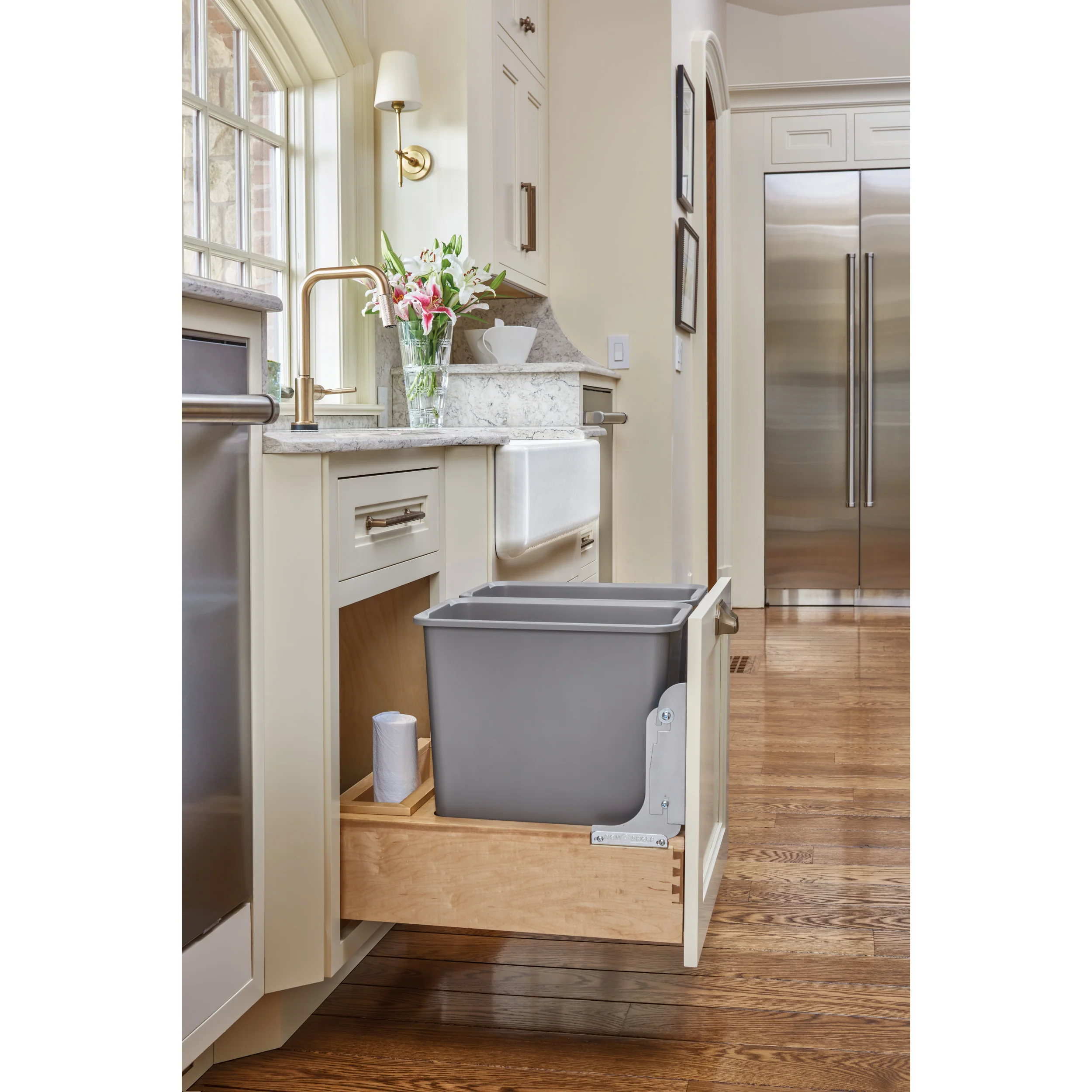 Double 35 Qrt Pull-Out Waste Container Natural 14.25 in (362 mm) W x 21.75 in (552 mm) D x 19.25 in (489 mm) H - Image 3