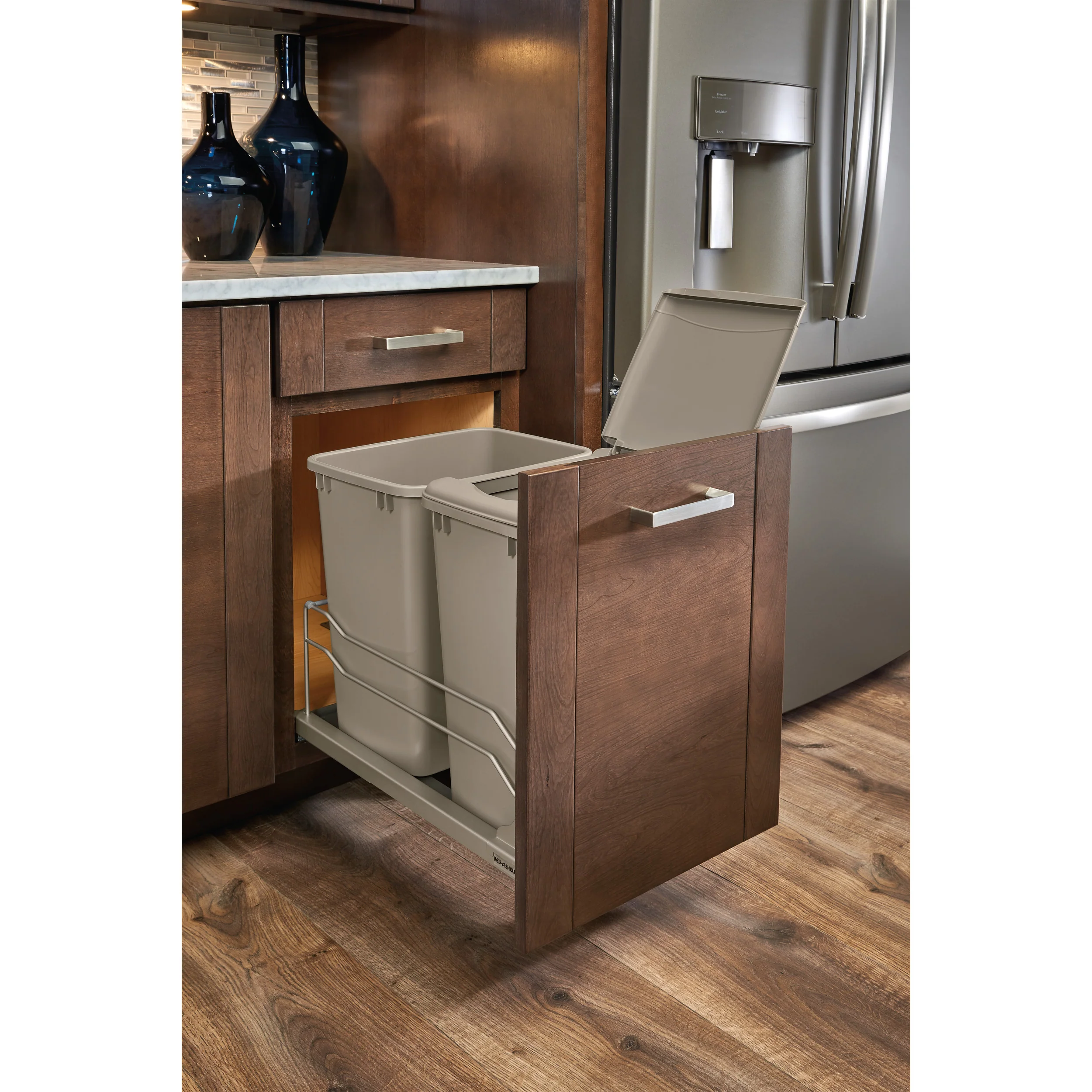 Double 35 Qrt Pull-out Waste Container Soft-Close Champagne 14.38 in (365 mm) W x 22.25 in (565 mm) D x 19 in (483 mm) H - Image 13